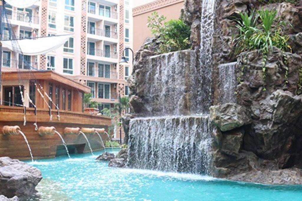 Atlantis Condo Resort Pattaya By Lj Pantai Jomtien Bagian luar foto