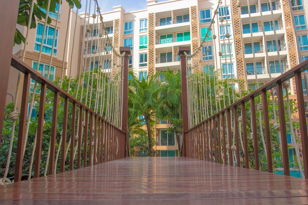 Atlantis Condo Resort Pattaya By Lj Pantai Jomtien Bagian luar foto