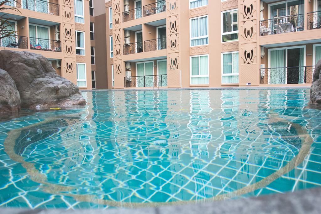 Atlantis Condo Resort Pattaya By Lj Pantai Jomtien Bagian luar foto