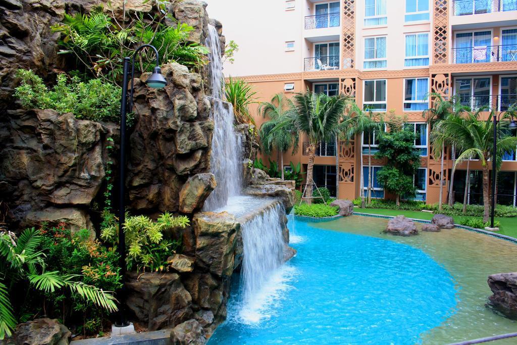 Atlantis Condo Resort Pattaya By Lj Pantai Jomtien Bagian luar foto