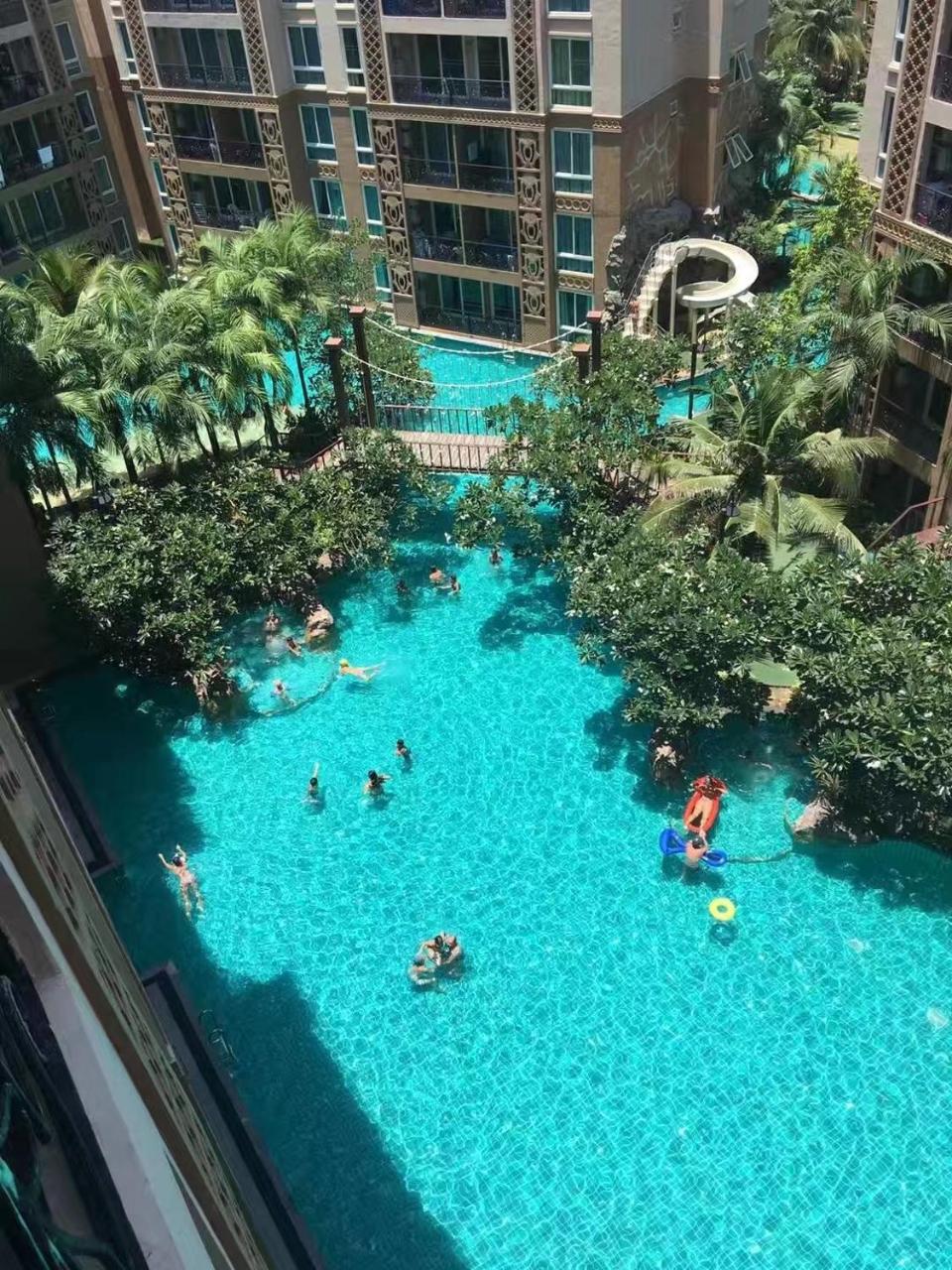Atlantis Condo Resort Pattaya By Lj Pantai Jomtien Bagian luar foto