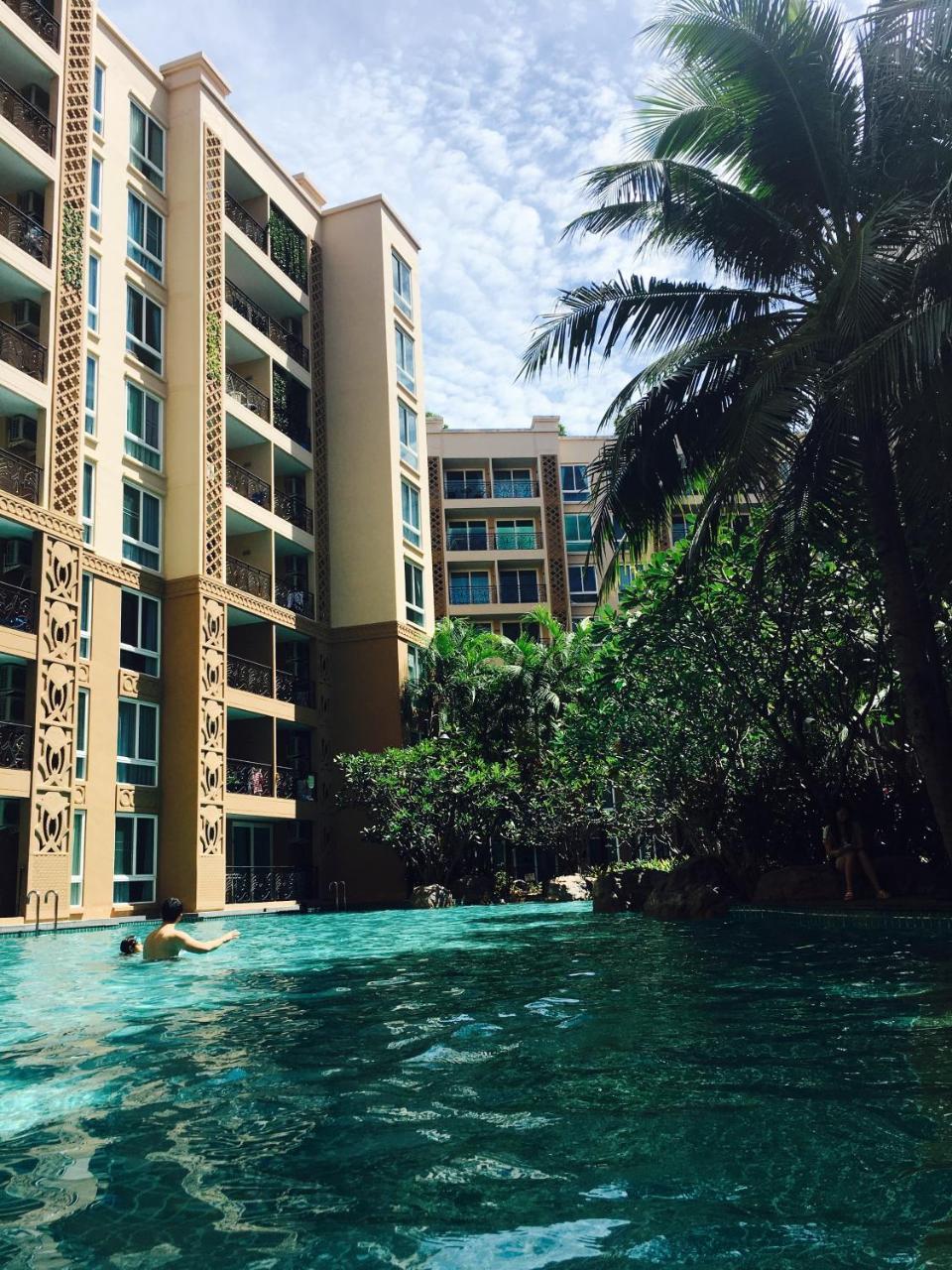 Atlantis Condo Resort Pattaya By Lj Pantai Jomtien Bagian luar foto