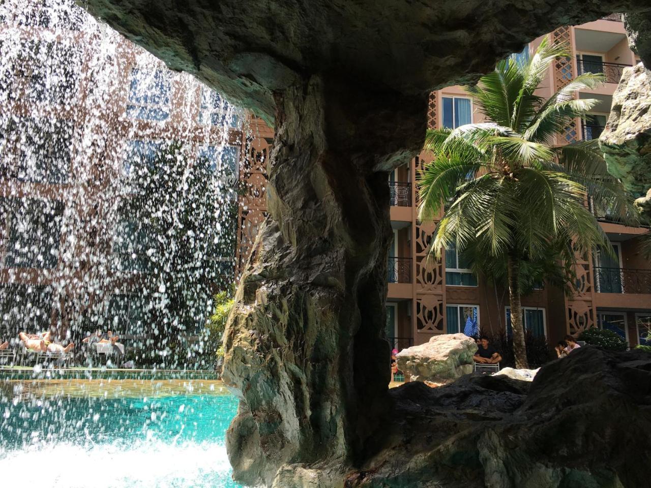 Atlantis Condo Resort Pattaya By Lj Pantai Jomtien Bagian luar foto